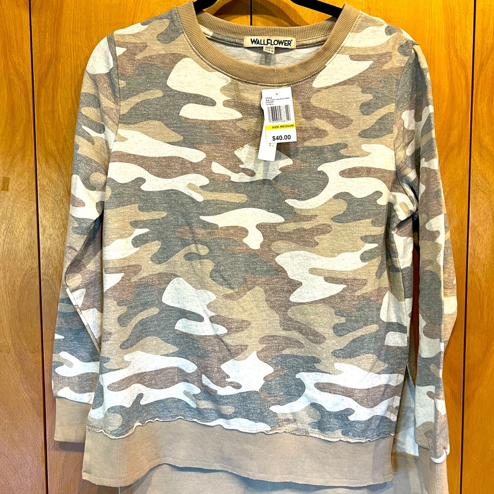 Wallflower camo sweatshirt NWT